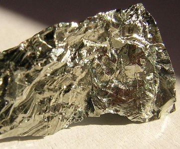 Buy rare metals at an affordable price from the supplier Evek GmbH